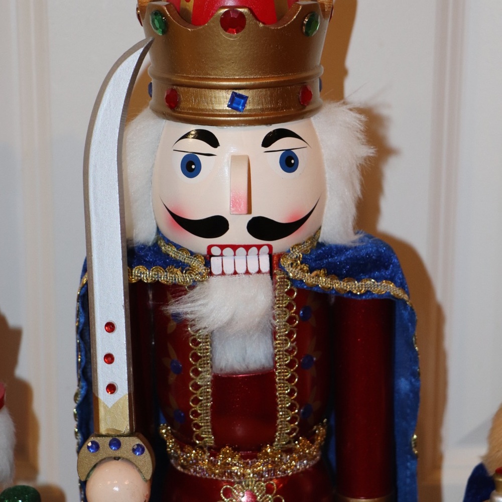 Nutcrackers - Picture 4 of 6